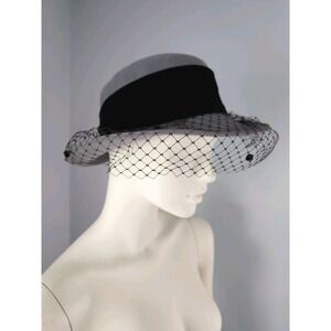 Vintage Betmar USA 100% Wool Felt Round Hat Gray Black Netting Lace Union USA